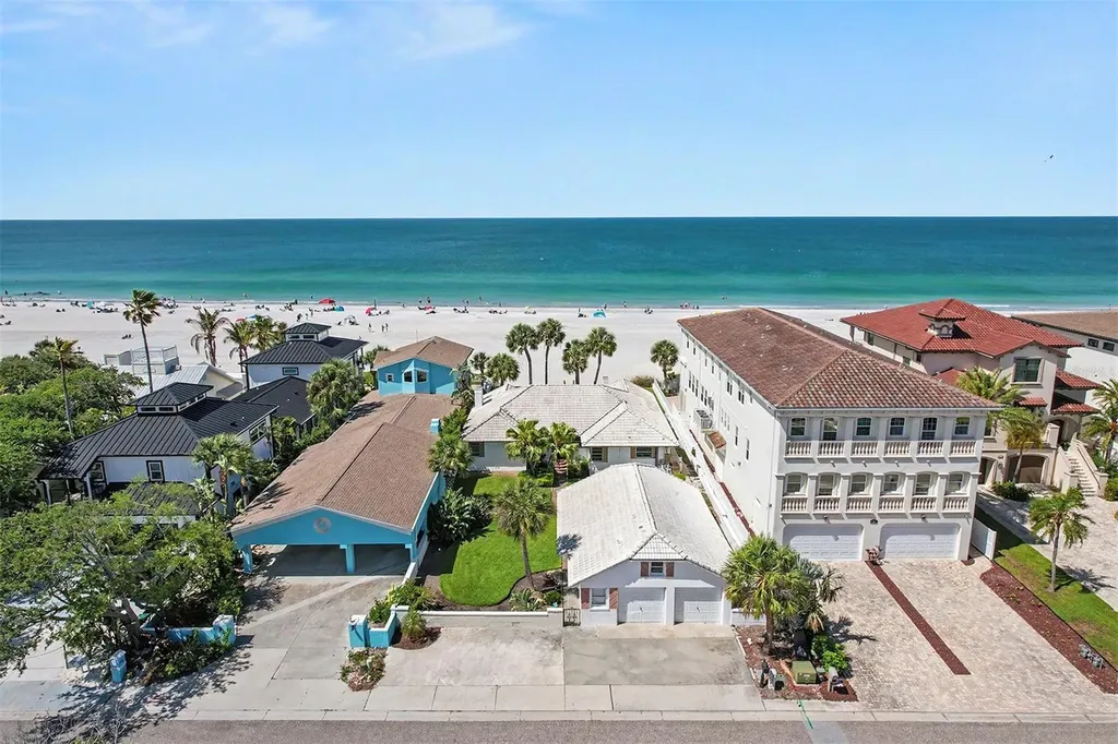 18206 Sunset Boulevard Redington Shores FL 33708