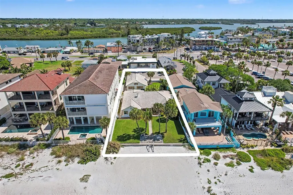 18206 Sunset Boulevard Redington Shores FL 33708