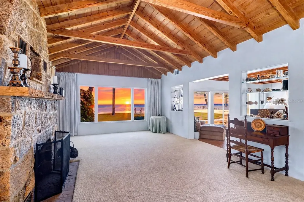 18206 Sunset Boulevard Redington Shores FL 33708