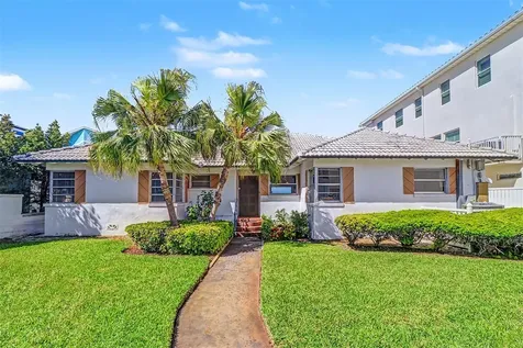 18206 Sunset Boulevard Redington Shores FL 33708