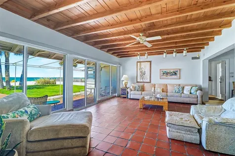18206 Sunset Boulevard Redington Shores FL 33708