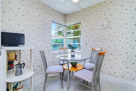 18206 Sunset Boulevard Redington Shores FL 33708