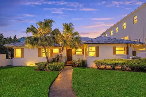 18206 Sunset Boulevard Redington Shores FL 33708
