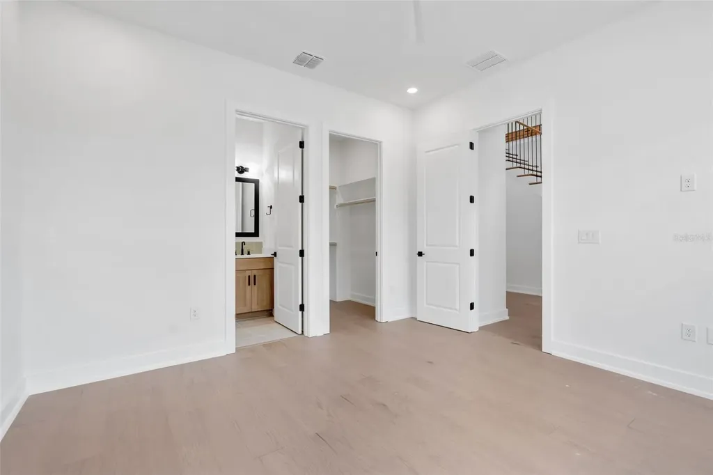 3608 W Wallace Avenue Tampa FL 33611