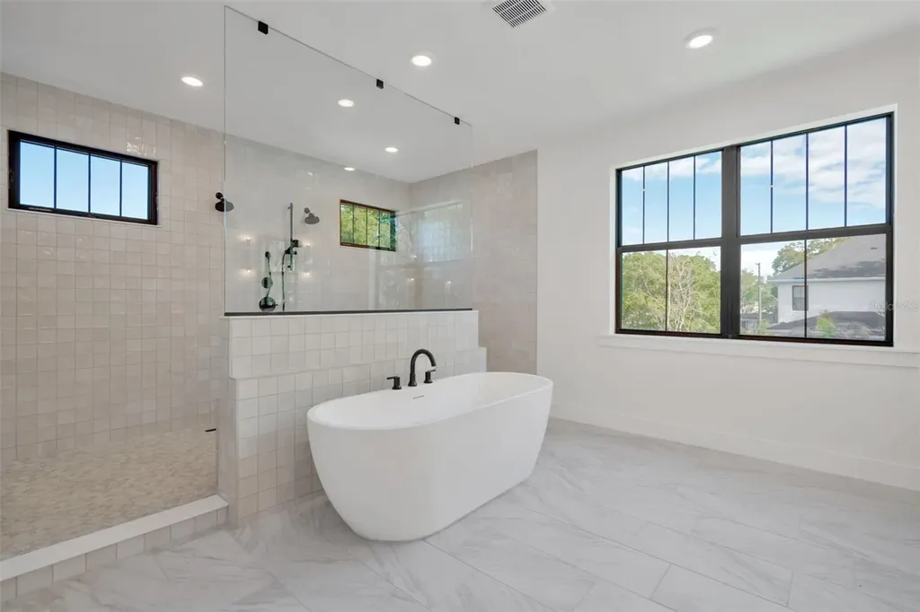 3608 W Wallace Avenue Tampa FL 33611