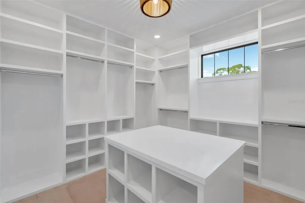 3608 W Wallace Avenue Tampa FL 33611