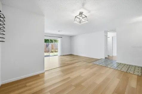 11875 90th Avenue Seminole FL 33772