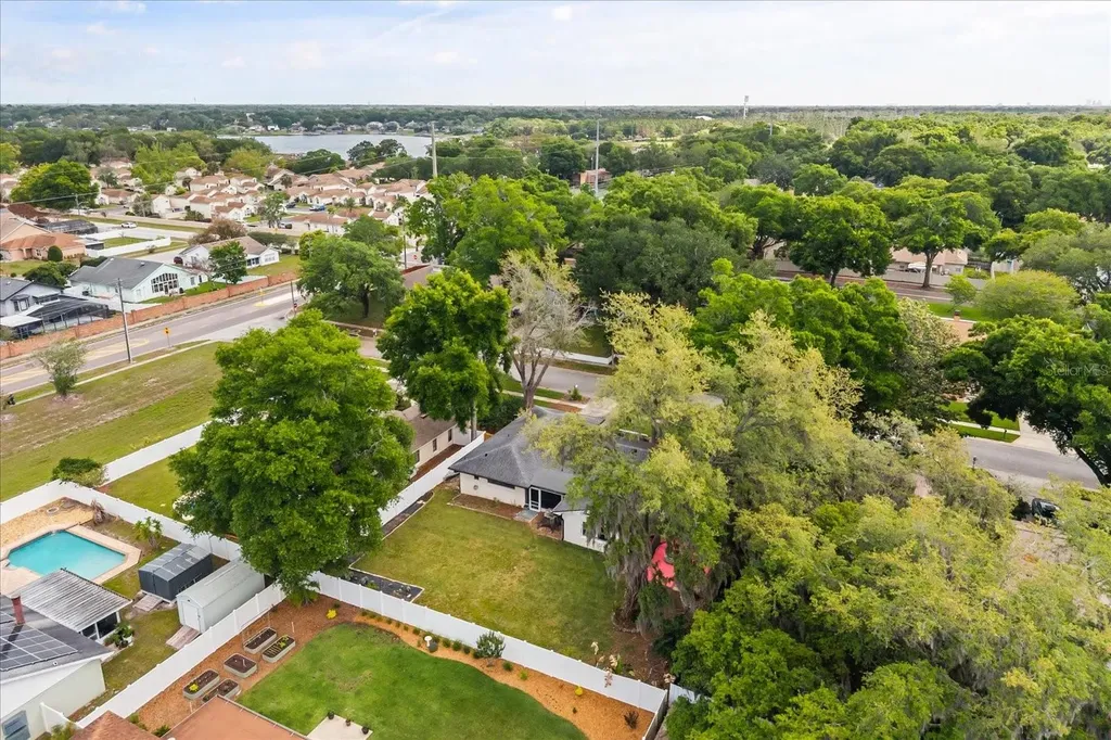 817 E Harbour Court Ocoee FL 34761