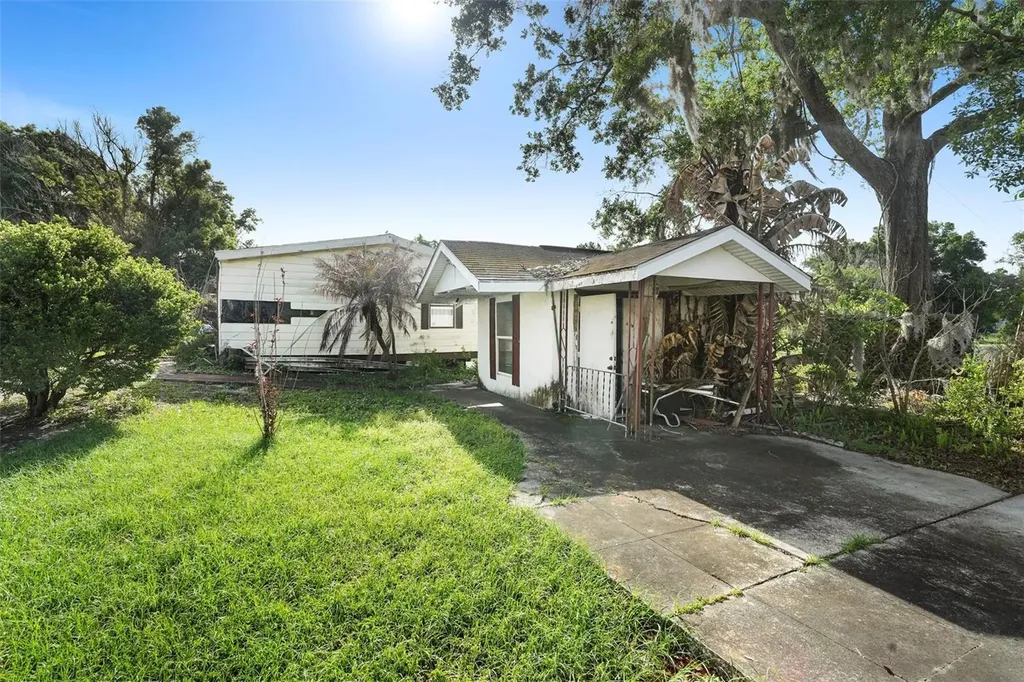 227 S Hawthorne Avenue Apopka FL 32703