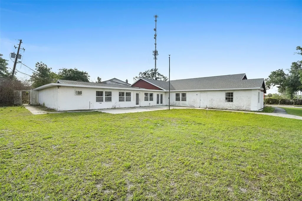 227 S Hawthorne Avenue Apopka FL 32703