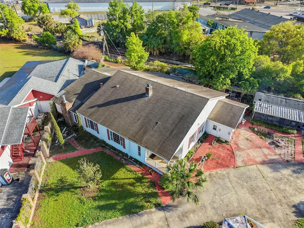 227 S Hawthorne Avenue Apopka FL 32703
