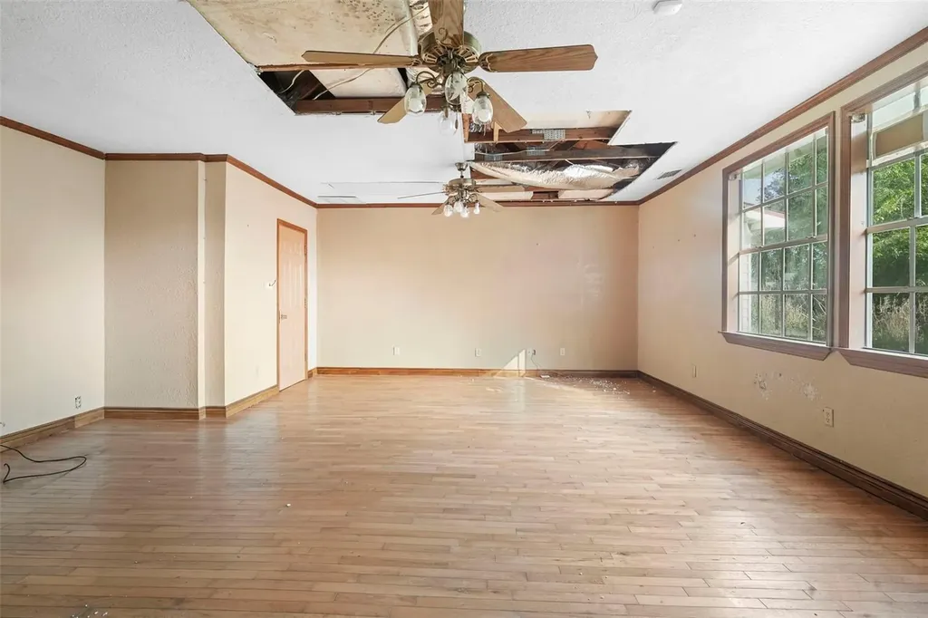 227 S Hawthorne Avenue Apopka FL 32703