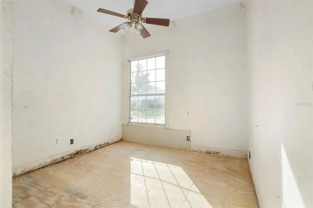 227 S Hawthorne Avenue Apopka FL 32703