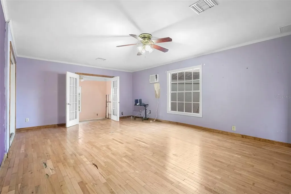 227 S Hawthorne Avenue Apopka FL 32703