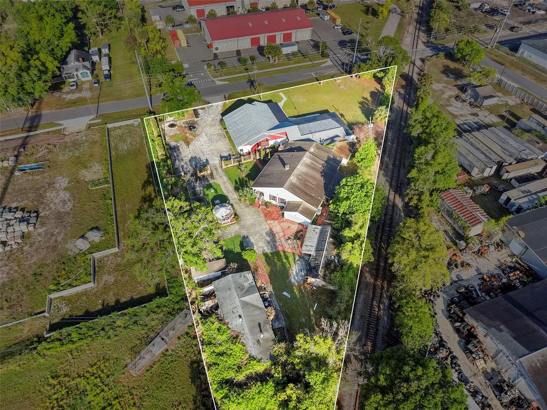 227 S Hawthorne Avenue Apopka FL 32703