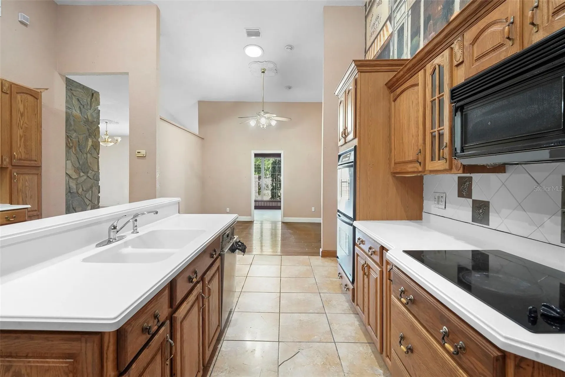 227 S Hawthorne Avenue Apopka FL 32703