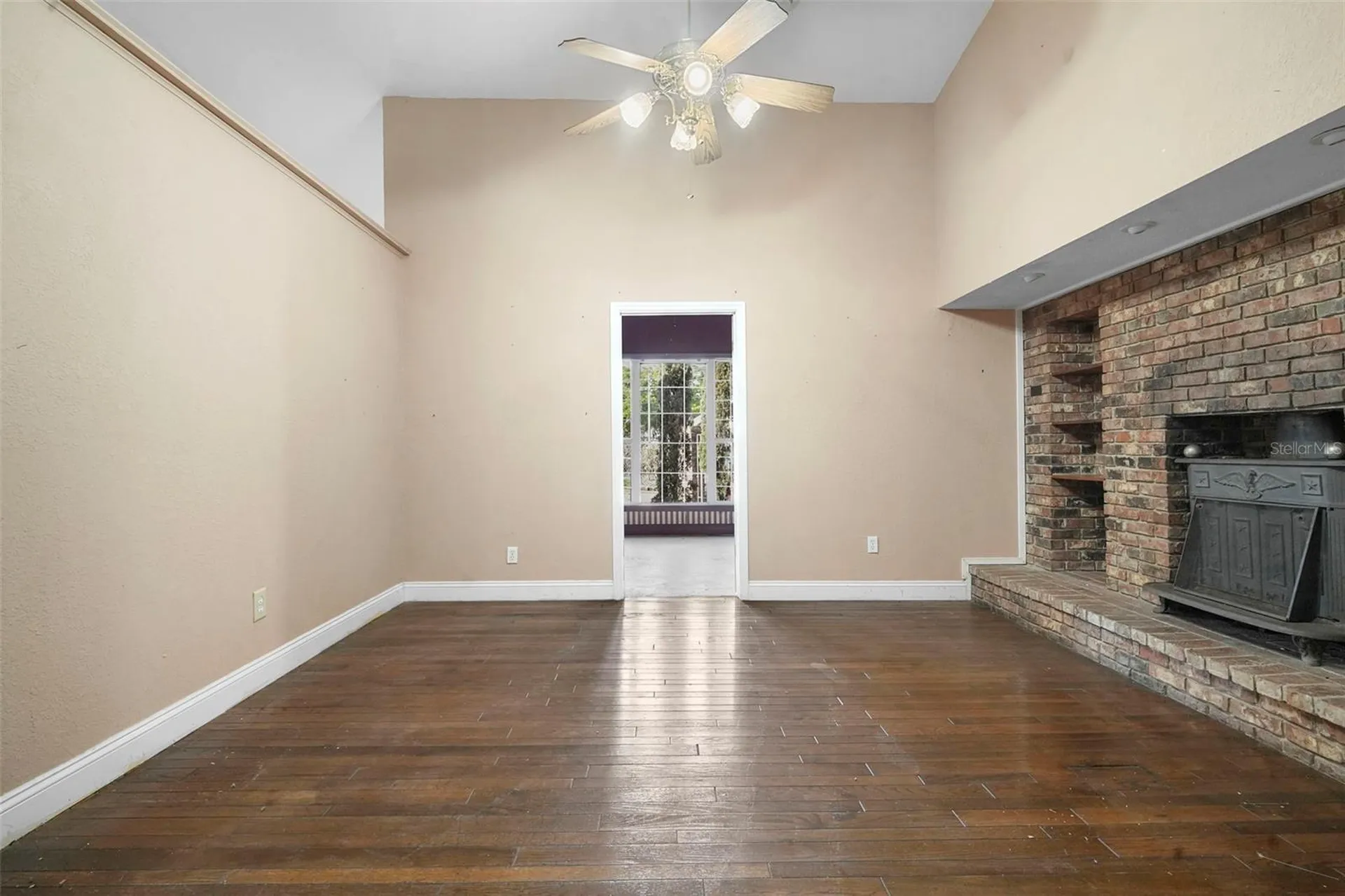 227 S Hawthorne Avenue Apopka FL 32703