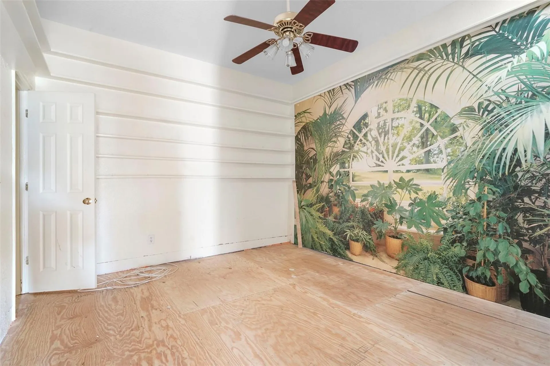 227 S Hawthorne Avenue Apopka FL 32703