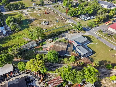 227 S Hawthorne Avenue Apopka FL 32703