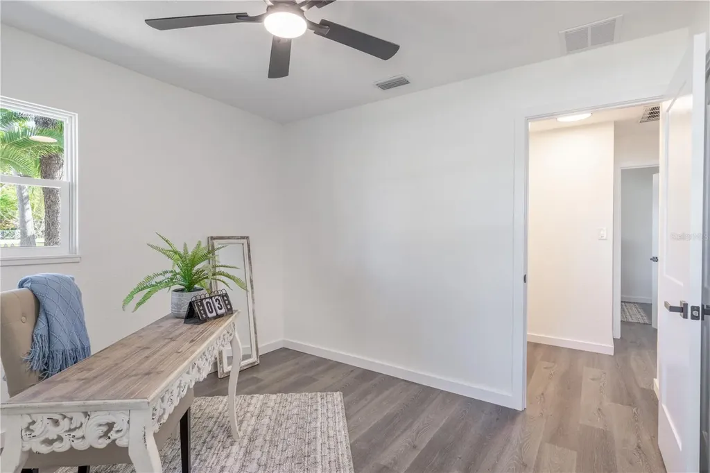 1201 Sherman Avenue Tavares FL 32778