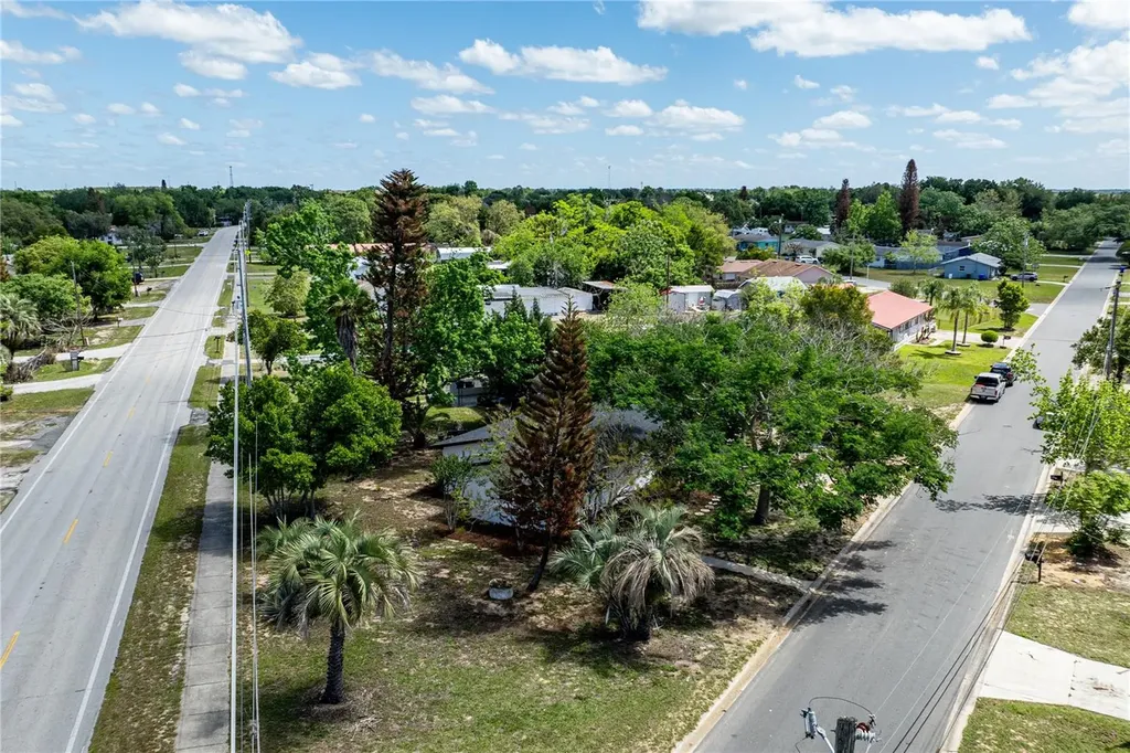 1201 Sherman Avenue Tavares FL 32778