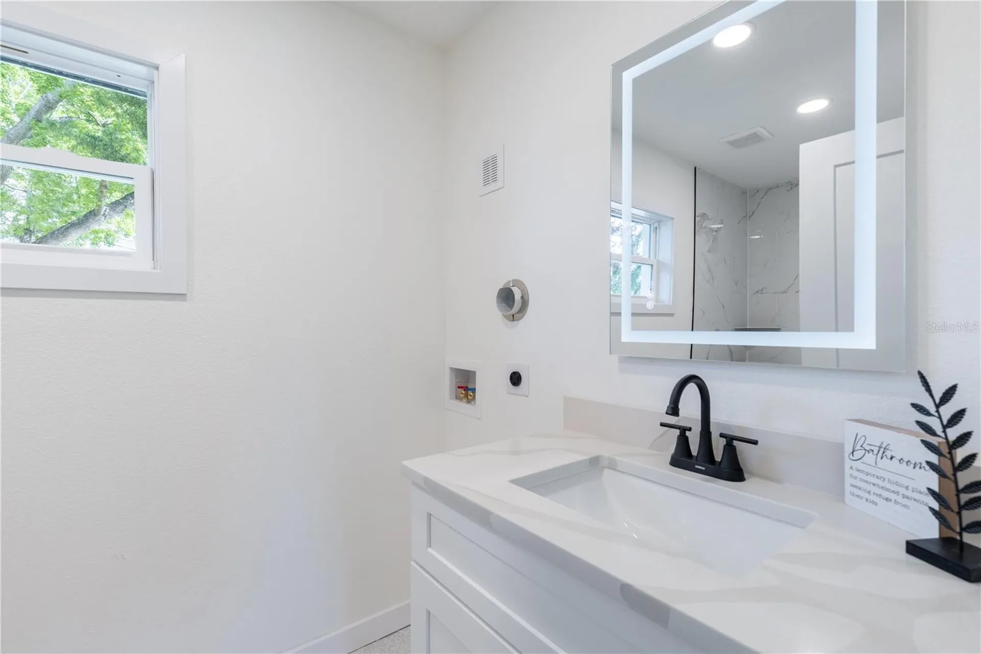 1201 Sherman Avenue Tavares FL 32778