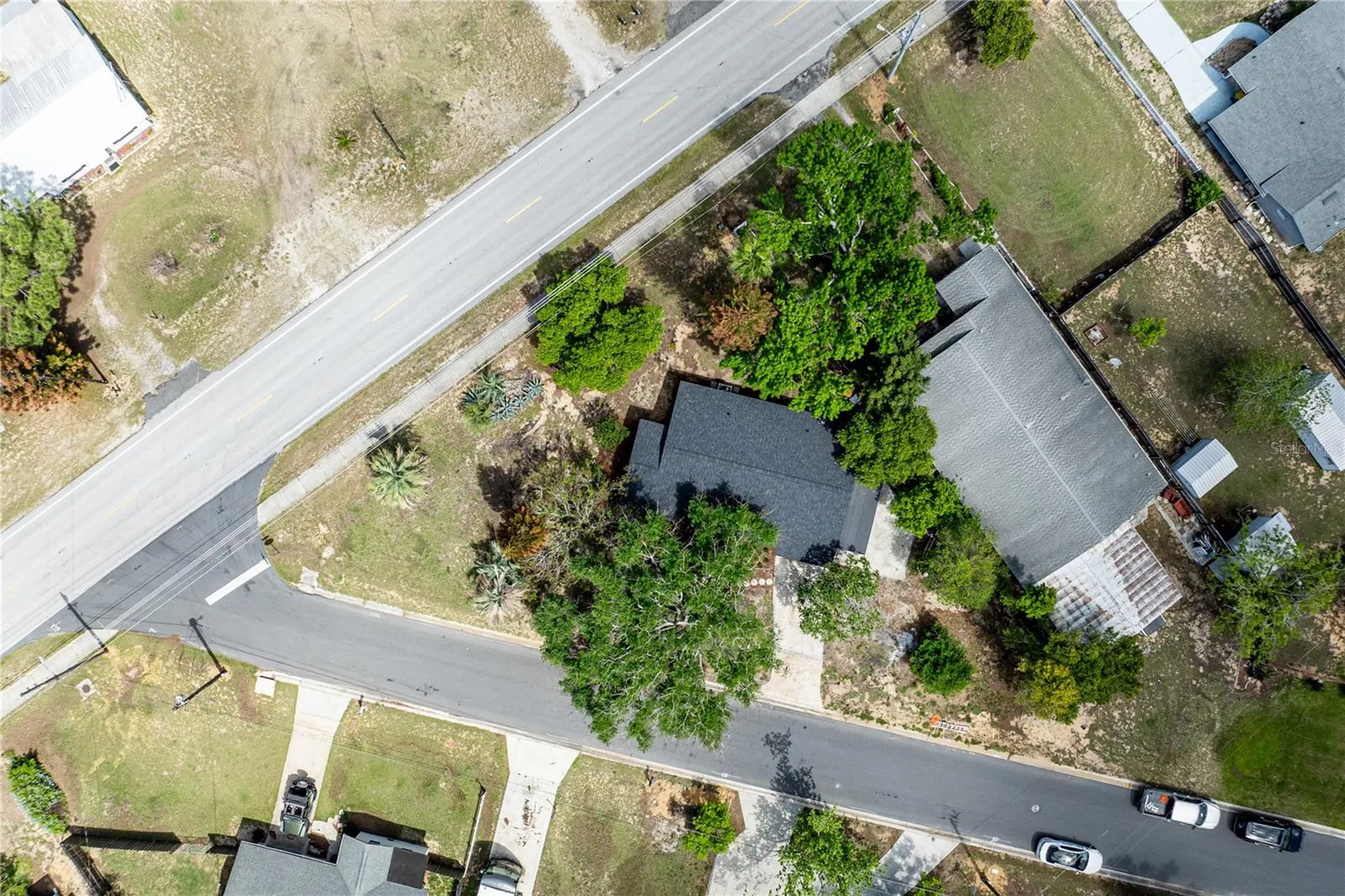 1201 Sherman Avenue Tavares FL 32778