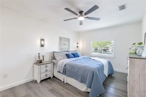 1201 Sherman Avenue Tavares FL 32778