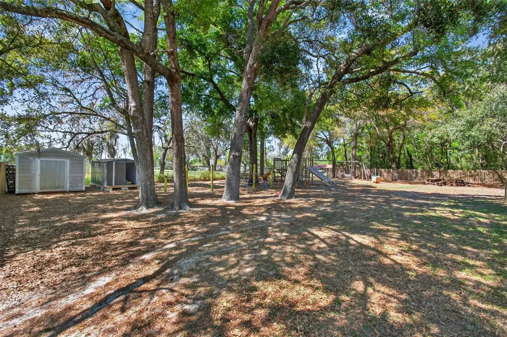 951 E Hathaway Avenue Bronson FL 32621