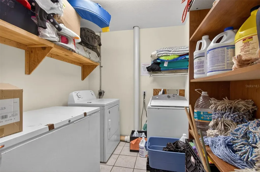 951 E Hathaway Avenue Bronson FL 32621