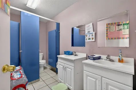 951 E Hathaway Avenue Bronson FL 32621