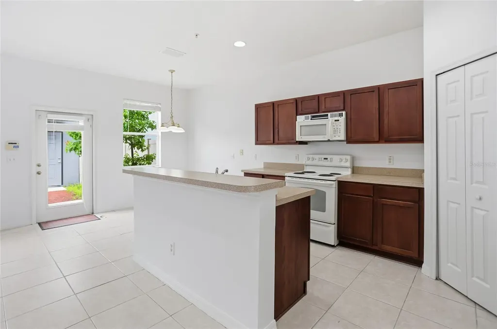 6167 Chapledale Drive Orlando FL 32829