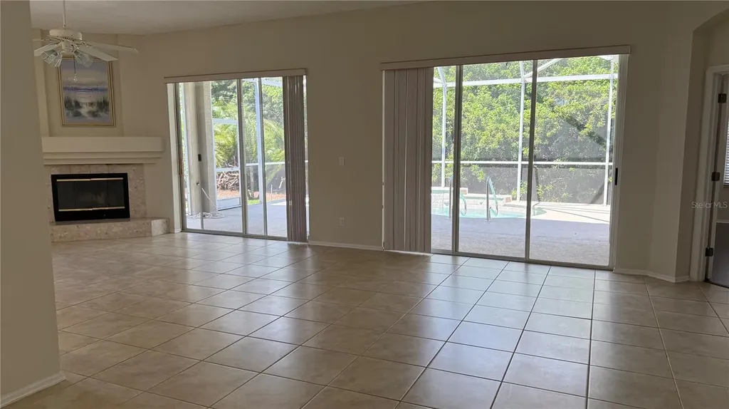 5115 51st Lane W Bradenton FL 34210