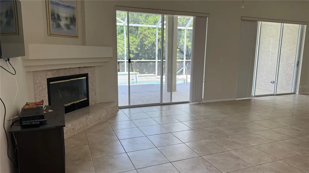 5115 51st Lane W Bradenton FL 34210