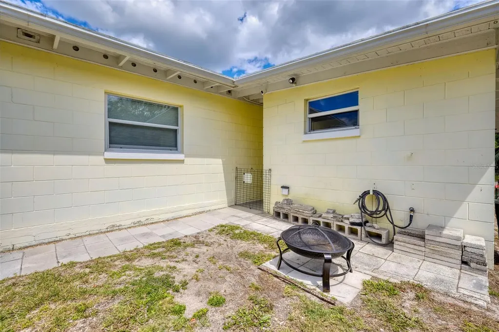 732 Cherokee Circle Sanford FL 32773