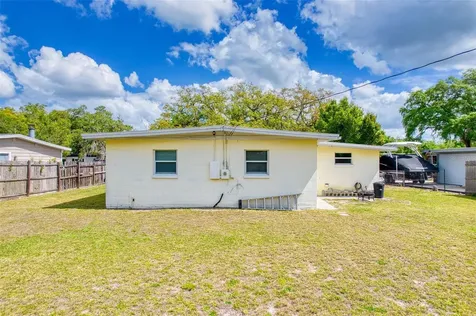 732 Cherokee Circle Sanford FL 32773