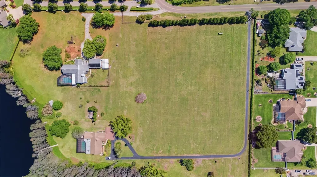 820 Newberger Road Lutz FL 33549
