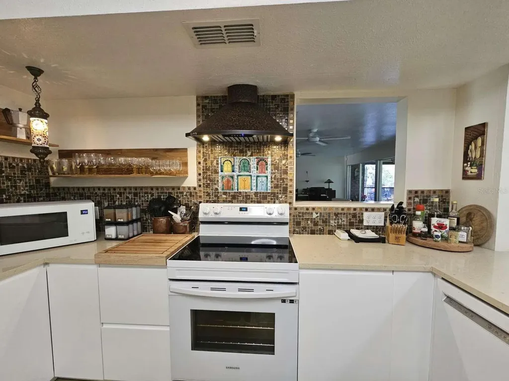 5757 Sweet Cherry Lane Land O Lakes FL 34639