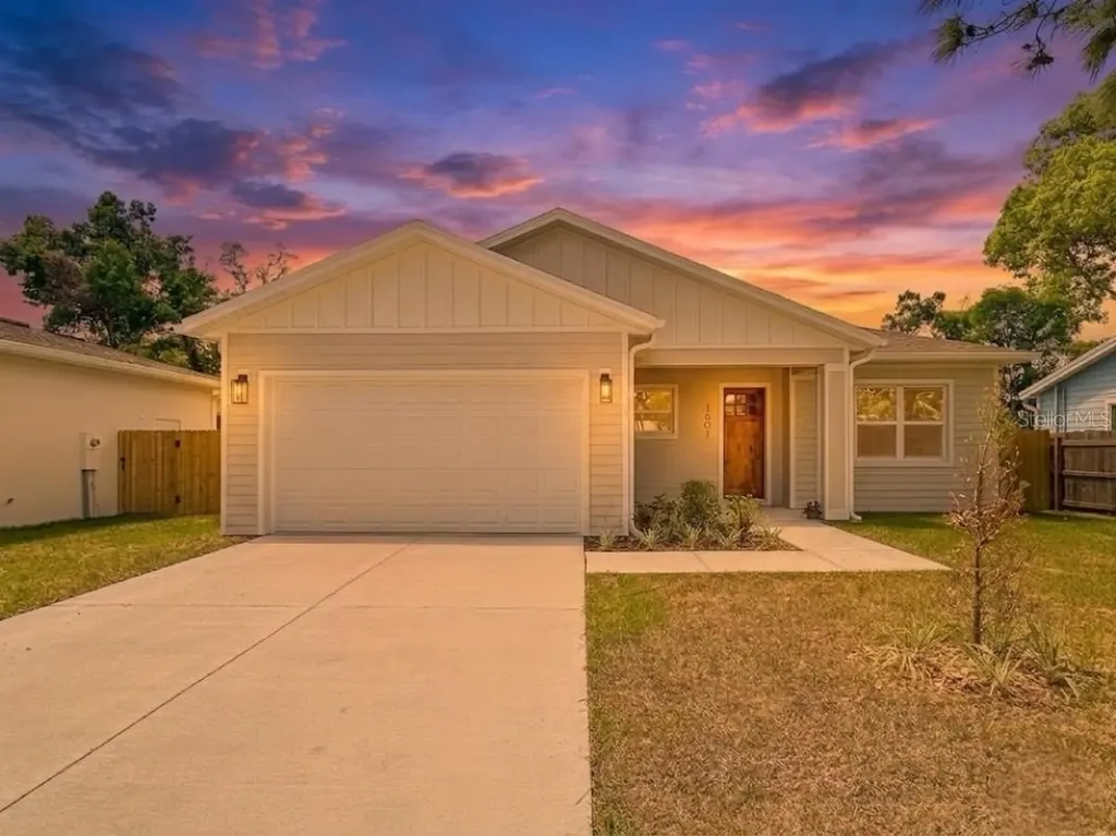 1601 Gray Street S Gulfport FL 33707
