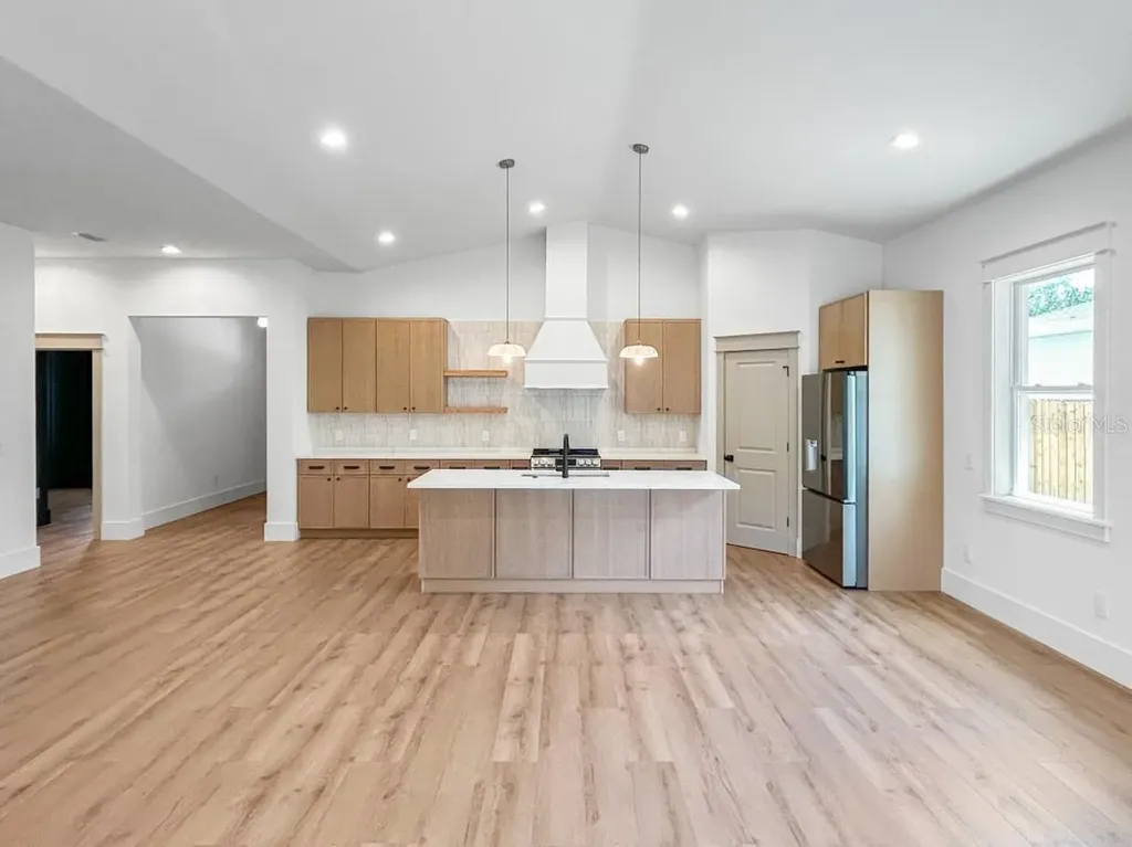 1601 Gray Street S Gulfport FL 33707