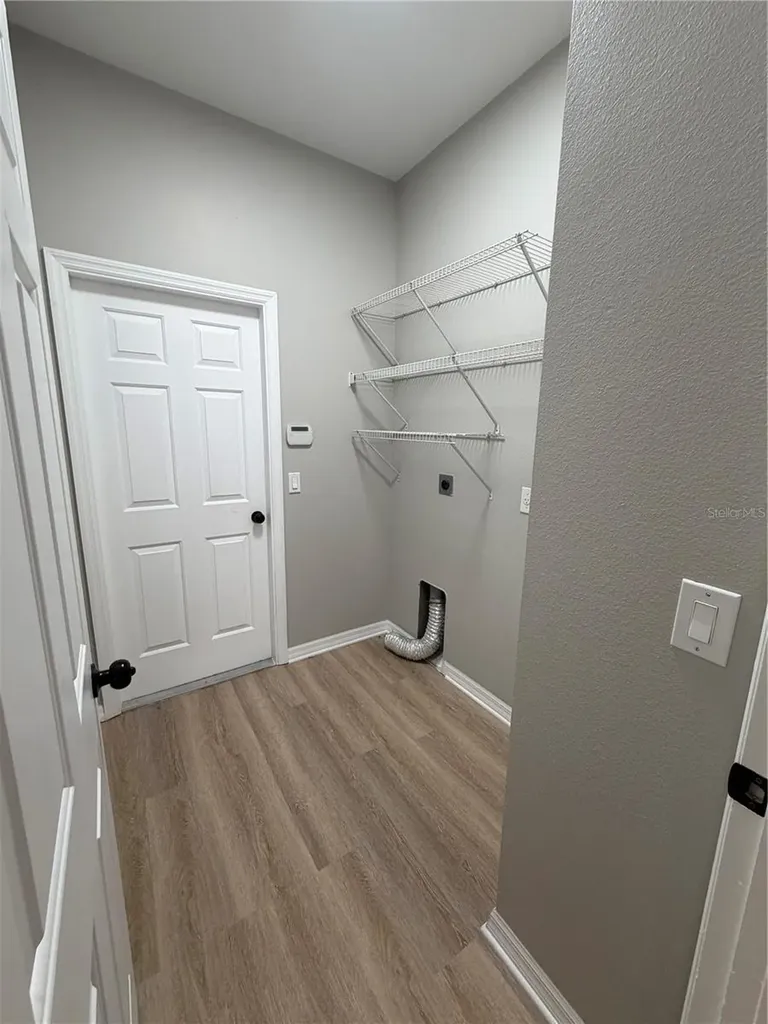 227 N Julia Avenue Deland FL 32720