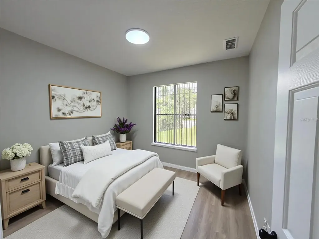 227 N Julia Avenue Deland FL 32720