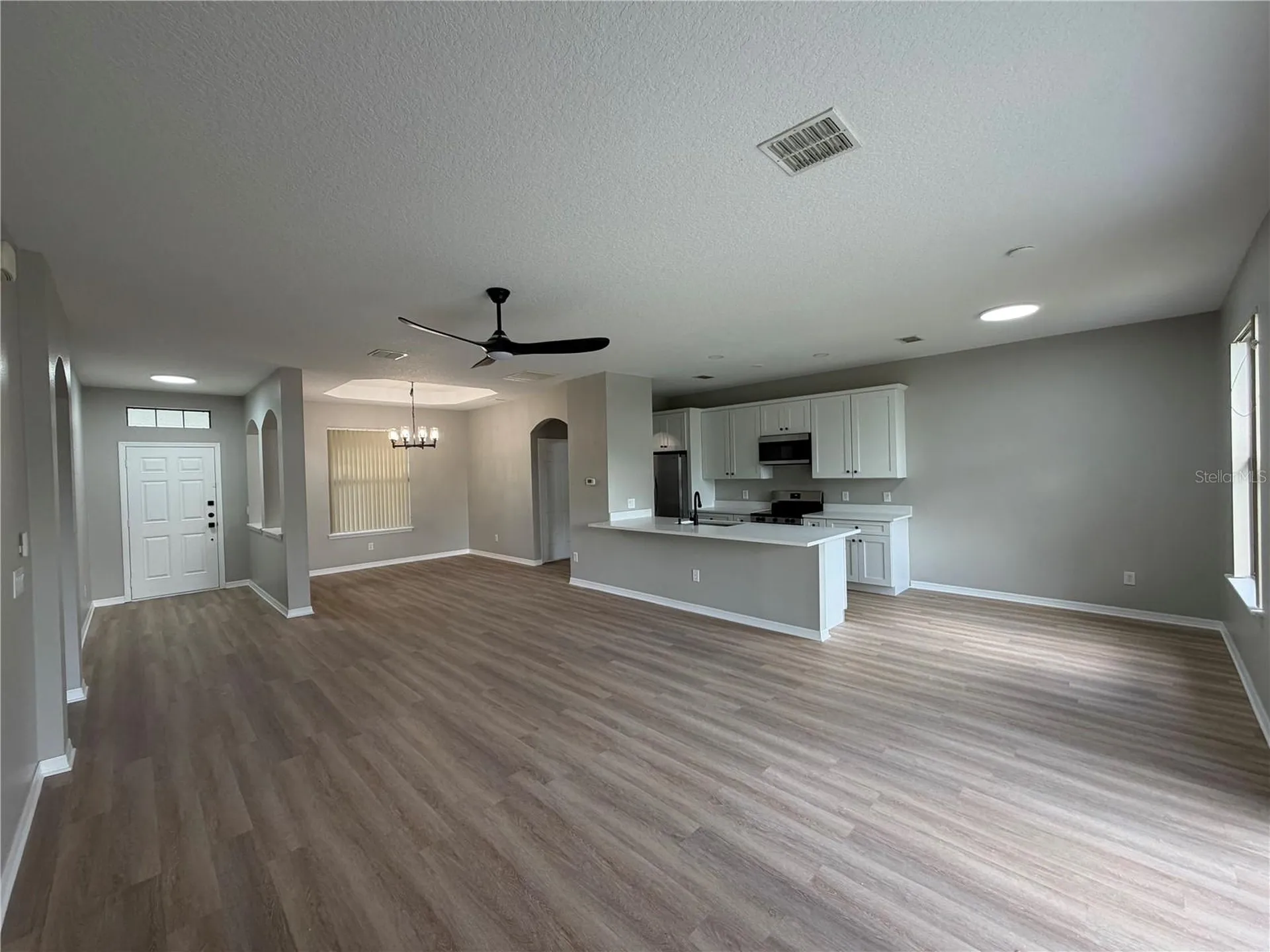 227 N Julia Avenue Deland FL 32720