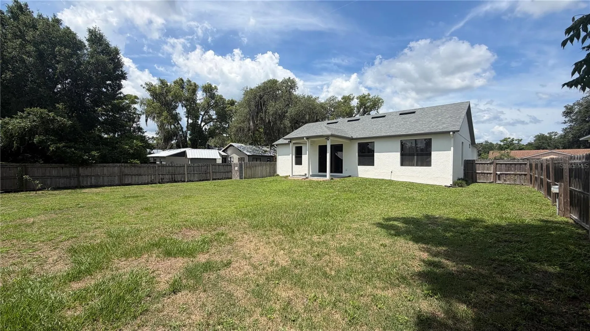 227 N Julia Avenue Deland FL 32720