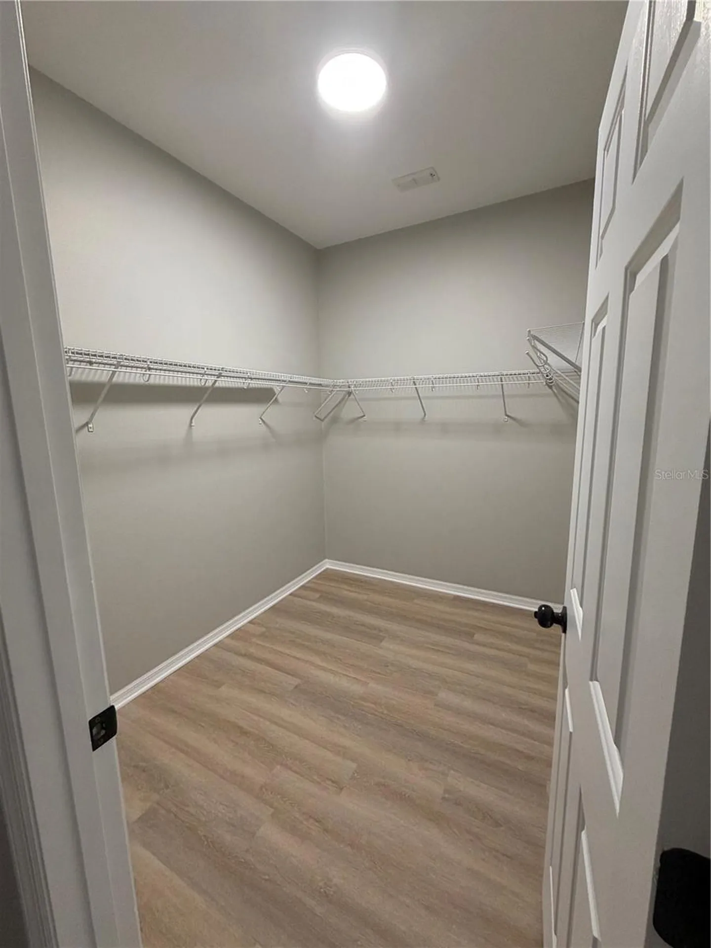 227 N Julia Avenue Deland FL 32720