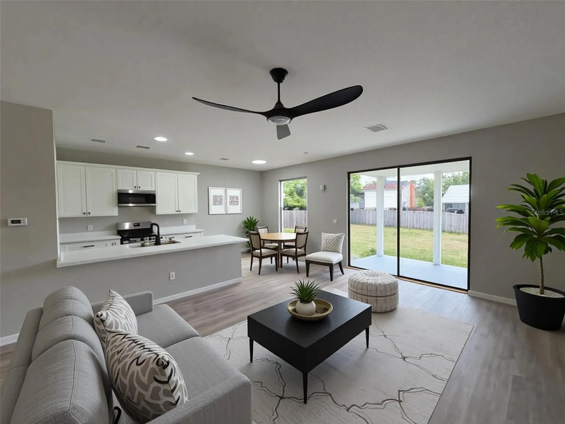 227 N Julia Avenue Deland FL 32720