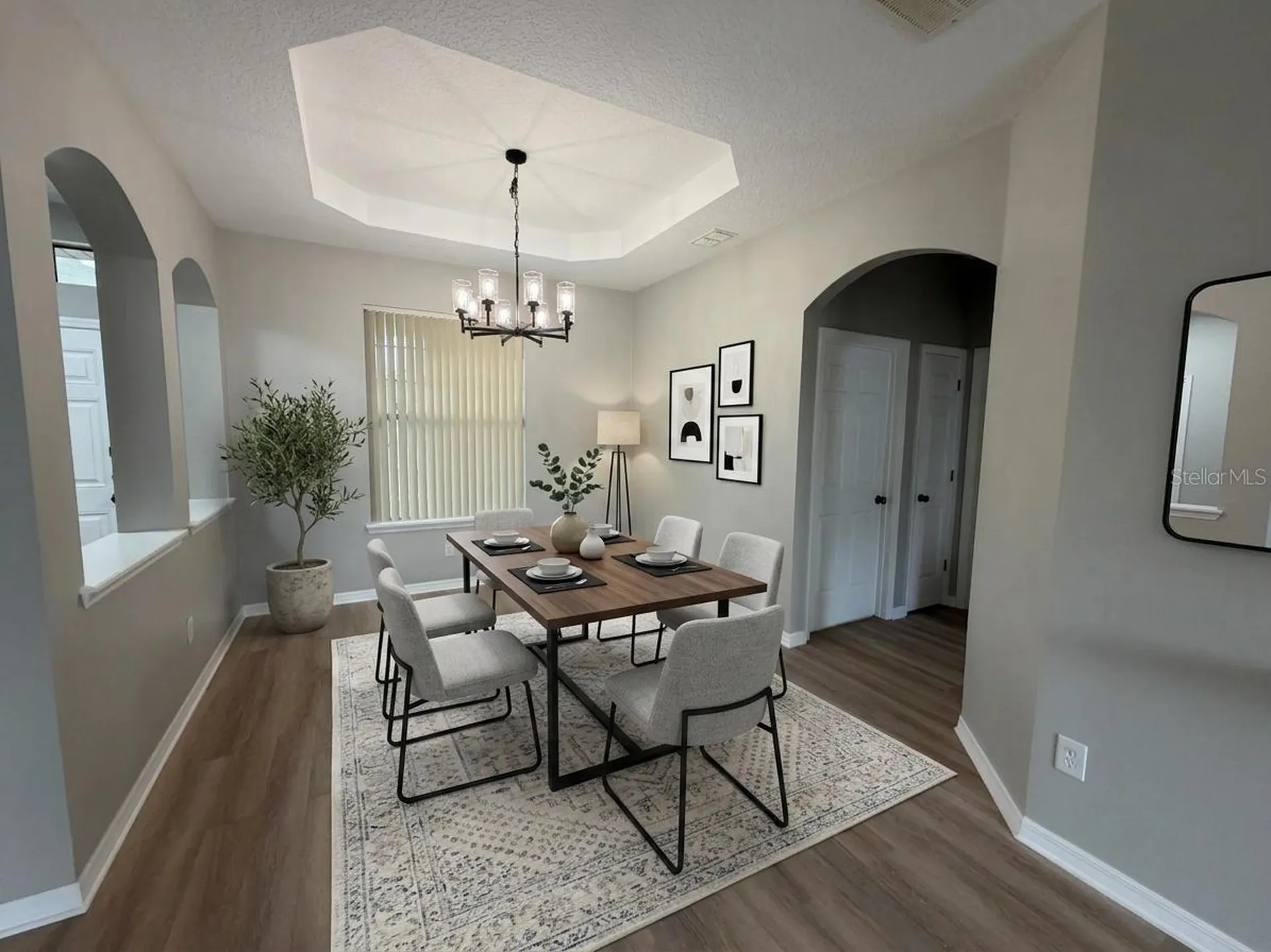 227 N Julia Avenue Deland FL 32720