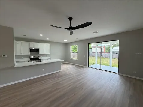 227 N Julia Avenue Deland FL 32720