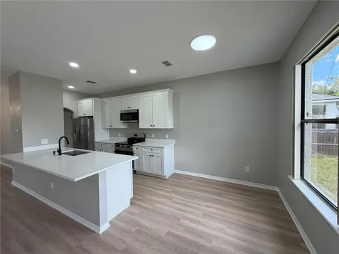227 N Julia Avenue Deland FL 32720