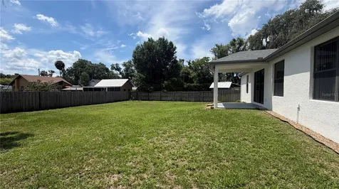227 N Julia Avenue Deland FL 32720